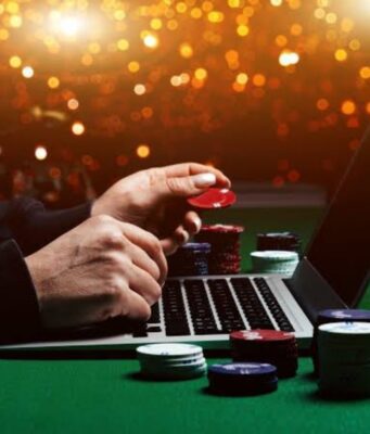 Unveiling the Thrill: Navigating the Social Side of Online Gambling